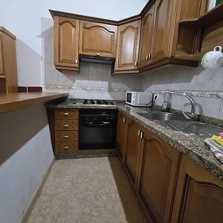 3br Rustic House - Seaviews & Minibar *